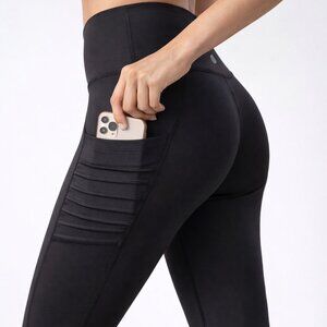 VOGO Black High-Rise Workout Leggings w/ Side Pockets | Size L | NWT